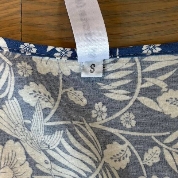 Bohemian Outsider Short Sleeve Blue White Floral Mini Summer Dress Size Small - Picture 7 of 9